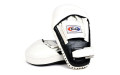 Лапы боксерские Fairtex FMV8