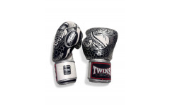Боксерские перчатки Twins Special FBGV52 Dragon white silver 14 oz