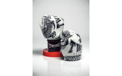 Боксерские перчатки TWINS FBGVL3-49 white black 12 oz