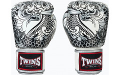 Боксерские перчатки Twins Special FBGVL3-52 Dragon white silver 12 oz